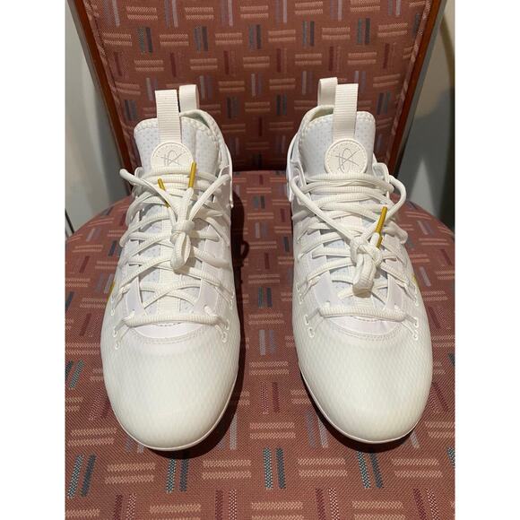 New Nike Men’s Sz 11 Huarache 9 Elite Low LAX 'White Metallic Vivid Gold. - Picture 1 of 6